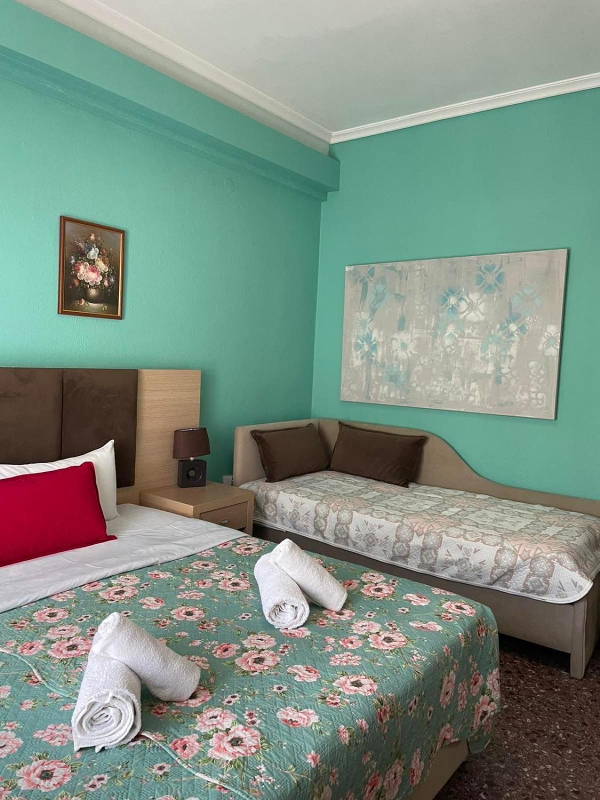 Maria Apartments Paralia Dionysiou Exterior photo